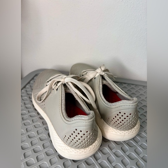 CROC WOMENS LITERIDE PACER LACE UP RUBBER SNEAKERS SZ 9 - Picture 2 of 8